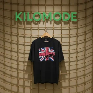 Black London T-Shirt – Trendy Graphic Tee
